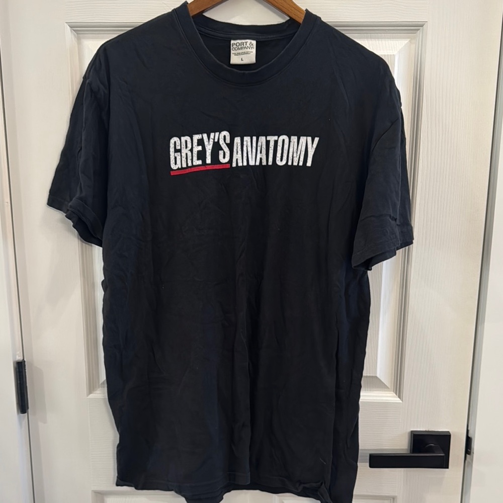 🩶 3/$15 🩶 Grey's Anatomy Black T-Shirt